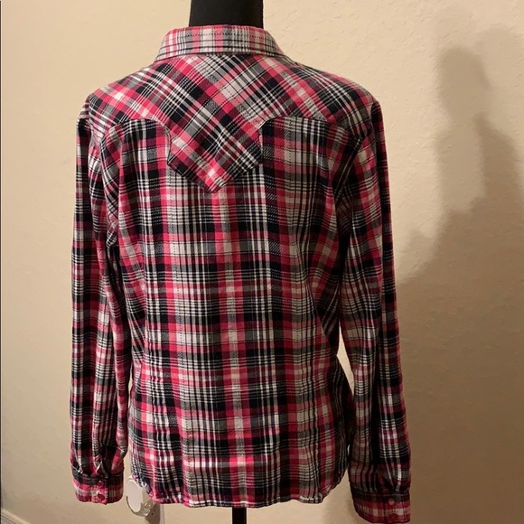 Shyanne western cut ladies shirt. L/XL - Picture 2 of 7
